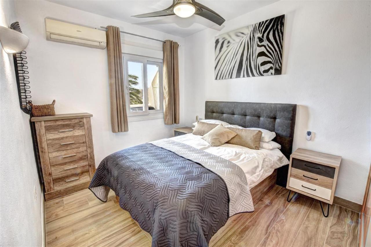 Benal Beach, Luxury Sea & Mountain View Beachside 1 Bedroom Apartment Беналмадена Екстериор снимка